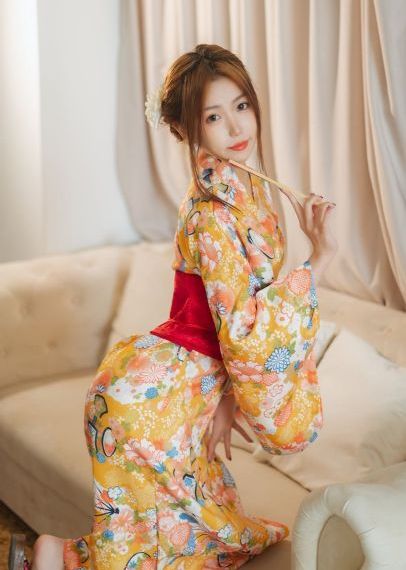李恩美完整版免费观看_国产剧高清迅雷在线观看