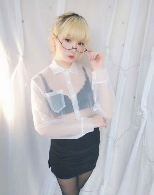 年轻的小嫂子_4K在线手机播放