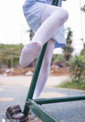 少妇厨房与子伦_BD动漫在线观看